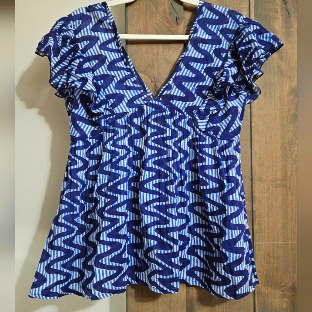 Oliphant blue patterned top. Size xs